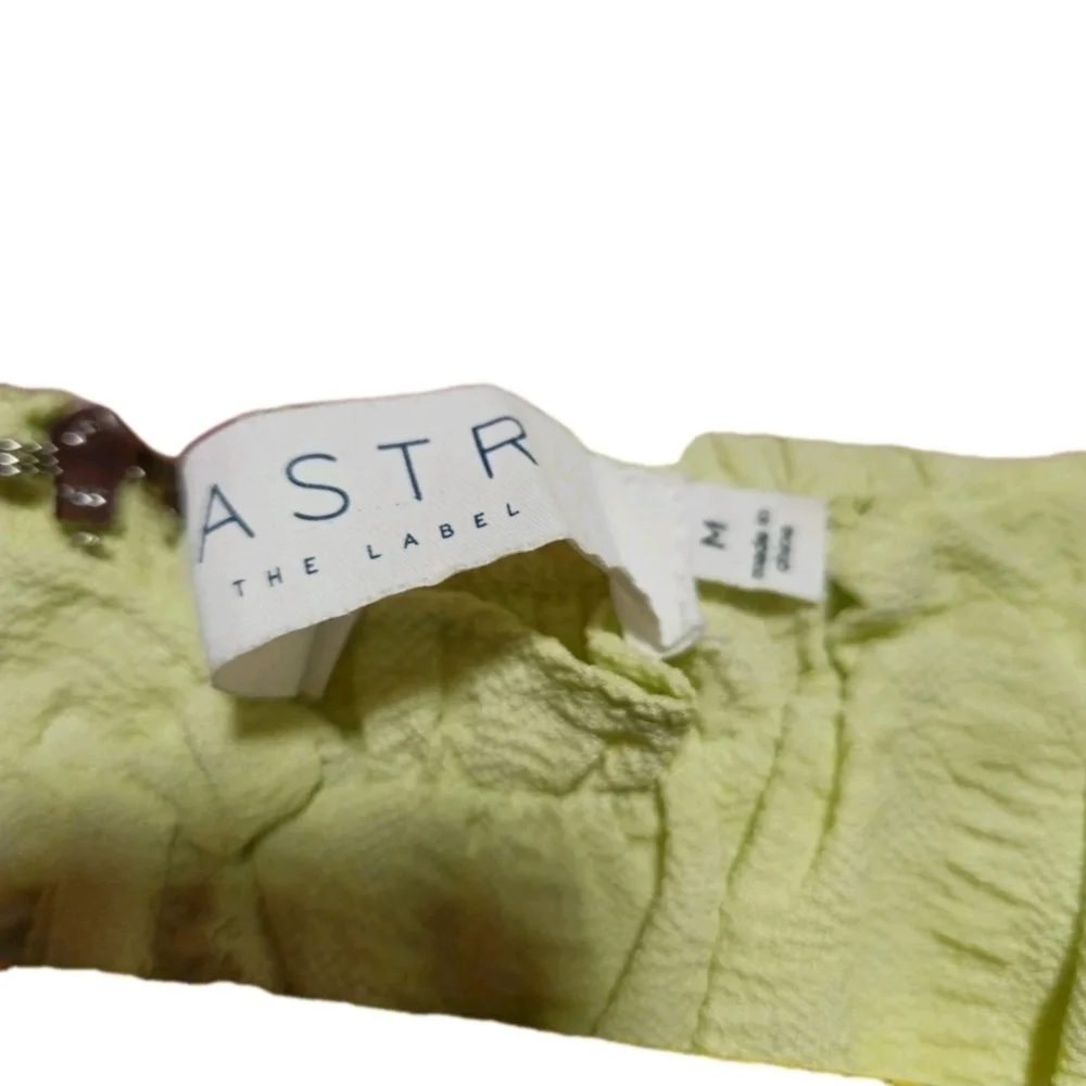 ASTR The Label Paola Puff Sleeve Paola Top Light Green Medium NWT Cottagecore